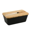 Brotbox mit Bambus-Schneidebrett und Messer