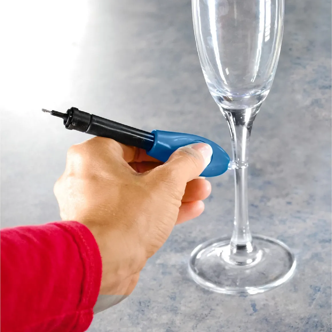 Flüssigkunststoff mit UV-Licht "Lazer Bond USA"