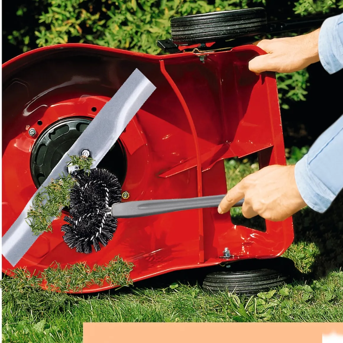Rasenmäherbürste