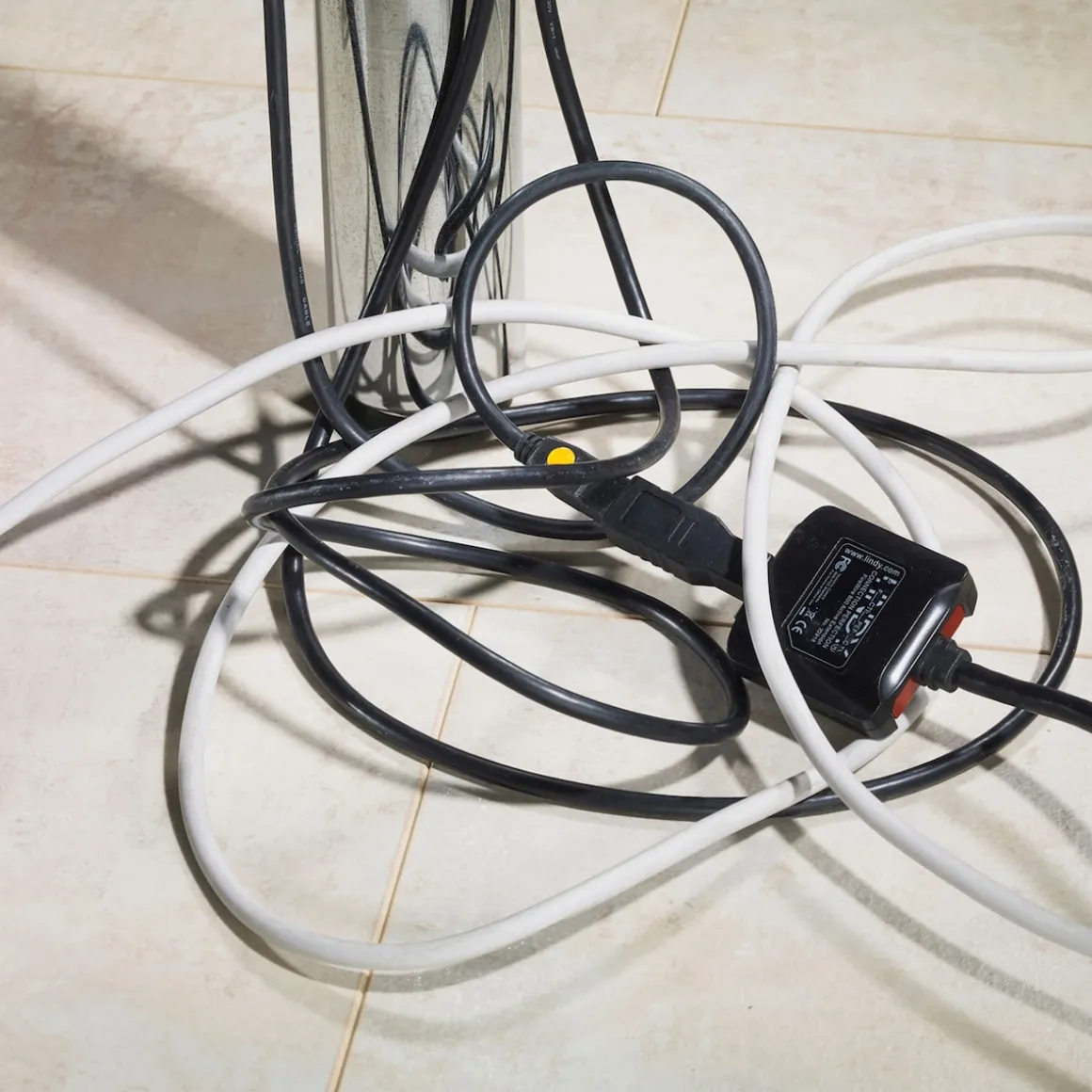 Stromkabel-Sammelbox