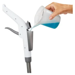 Wischmopp mit Sprühfunktion