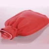 Wärmflasche mit Bezug rot